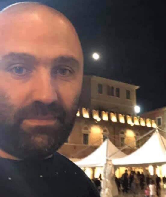 Mirko Santini, padre, tifoso e gigante buono